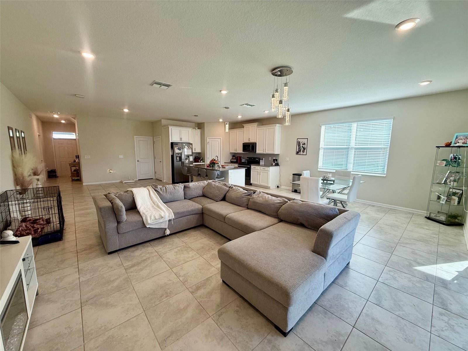 Image 2 of 18 For 1742 Chatsworth Circle