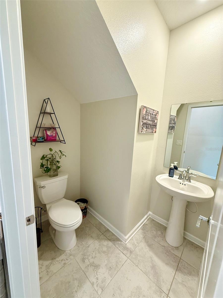 Image 7 of 18 For 1742 Chatsworth Circle