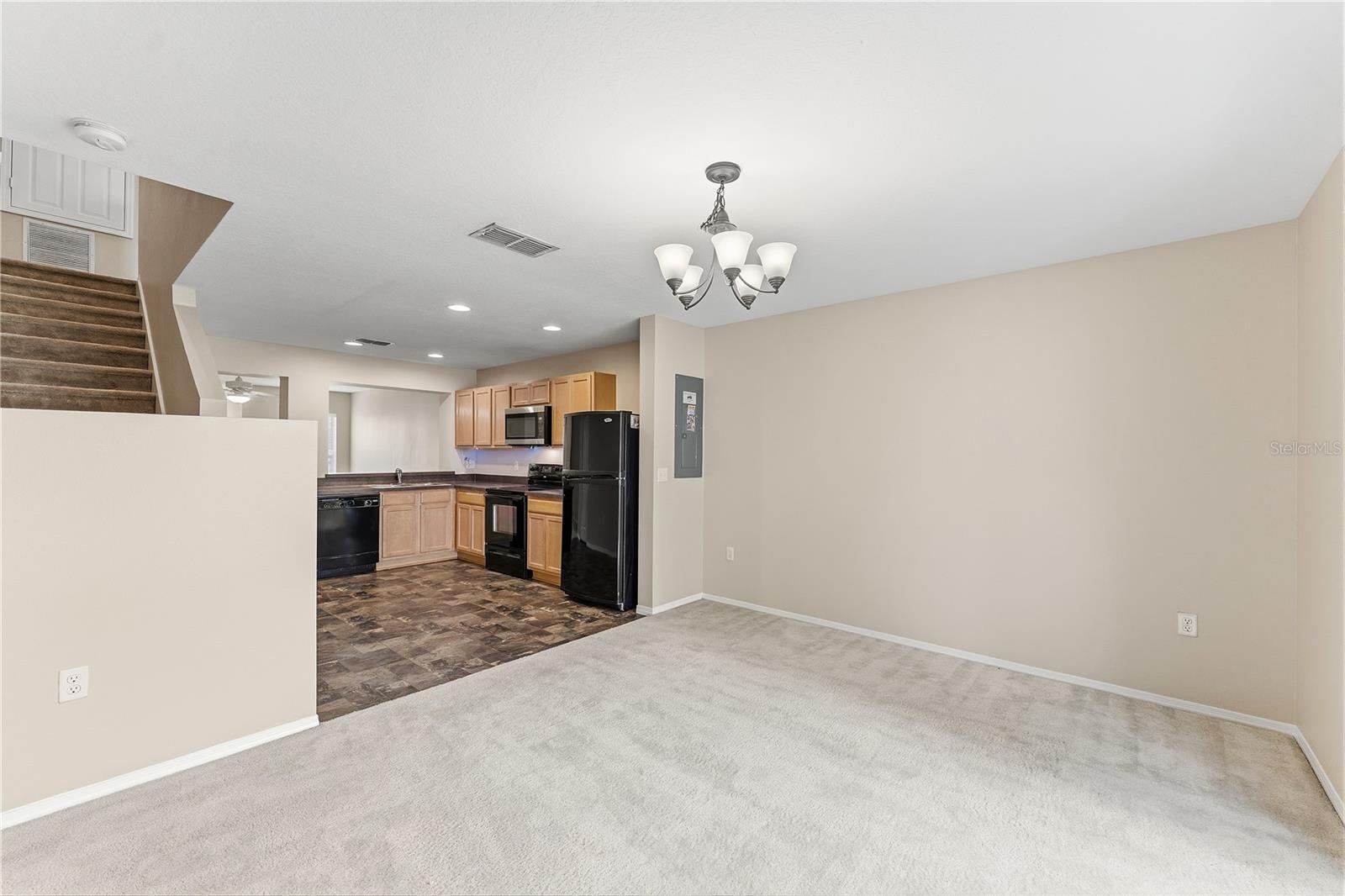 Image 10 of 24 For 5111 Staniard Drive