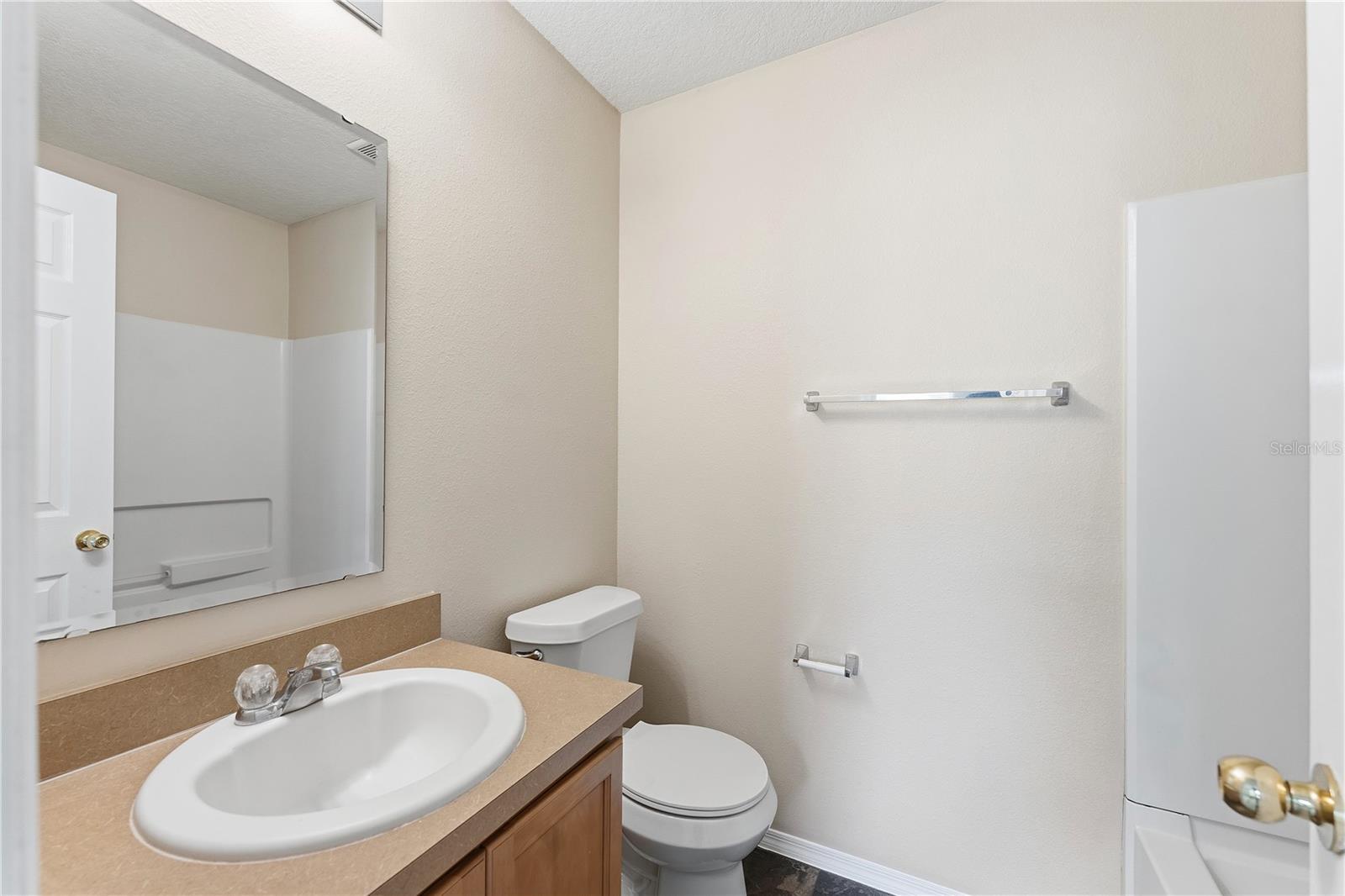 Image 20 of 24 For 5111 Staniard Drive