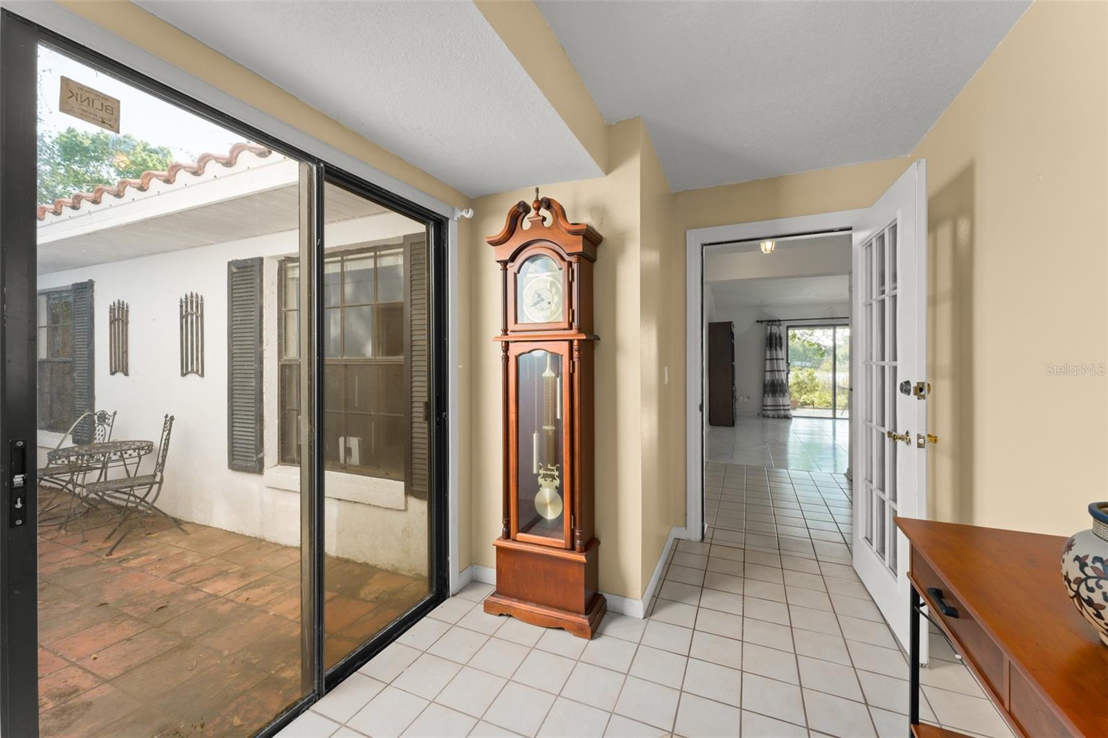 Listing photo id 16 for 9717 Lake Douglas Place