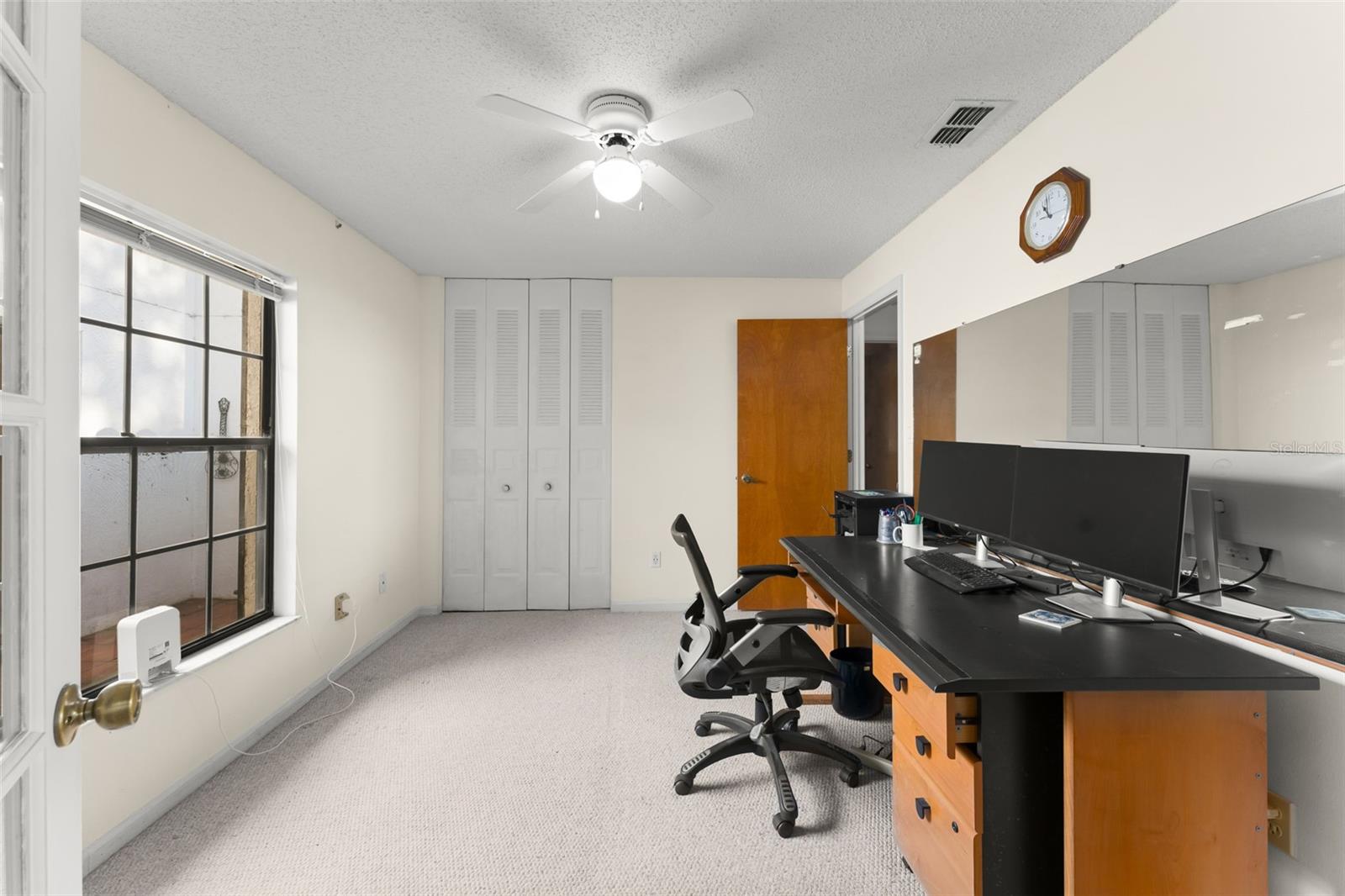 Listing photo id 20 for 9717 Lake Douglas Place