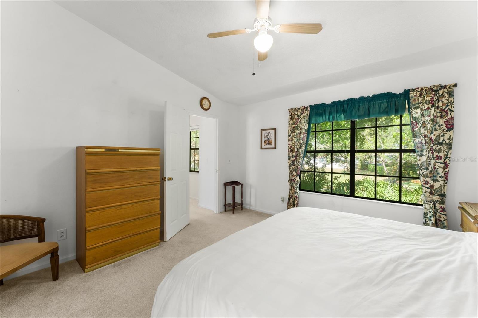 Listing photo id 22 for 9717 Lake Douglas Place