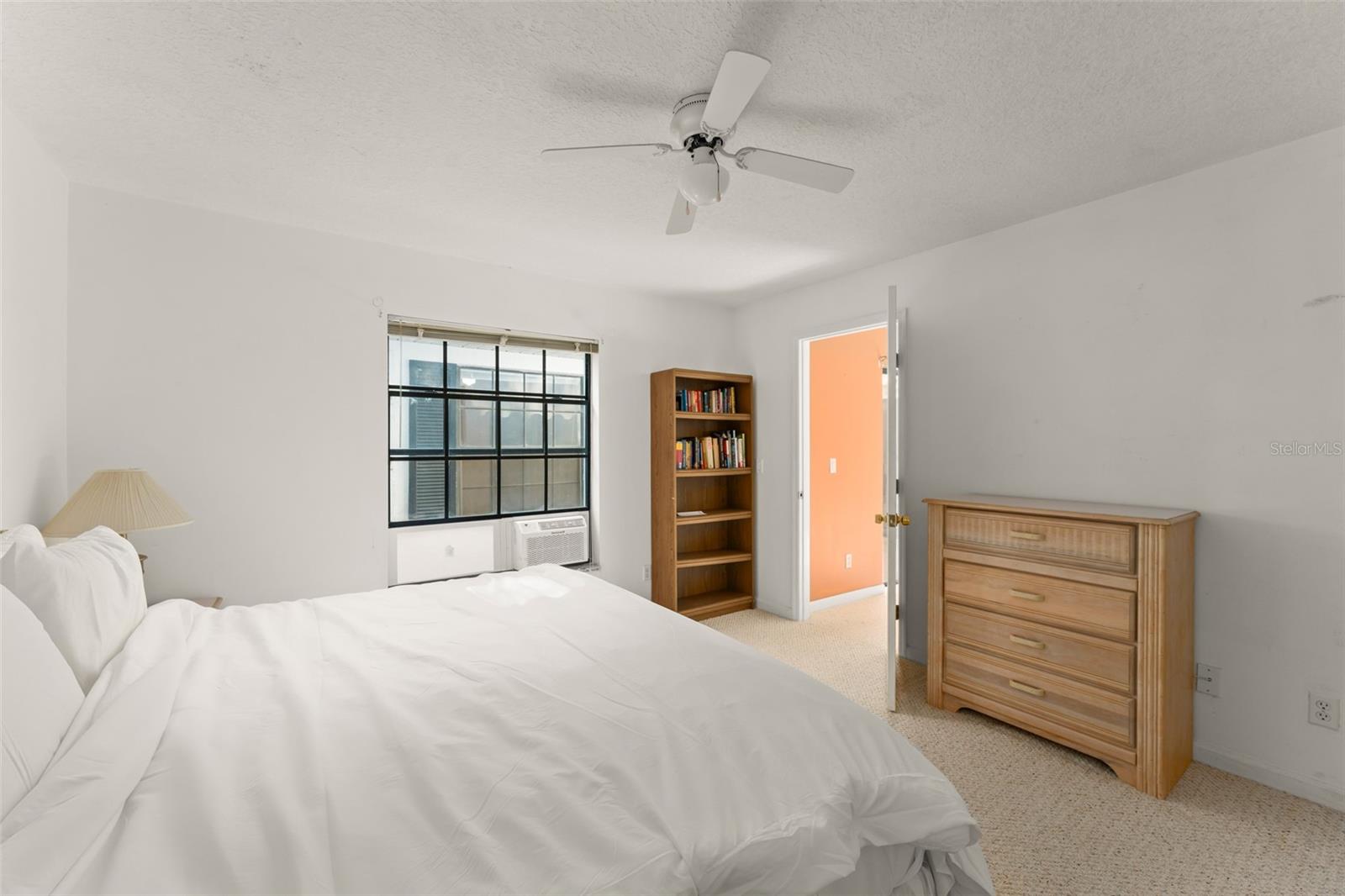 Listing photo id 25 for 9717 Lake Douglas Place