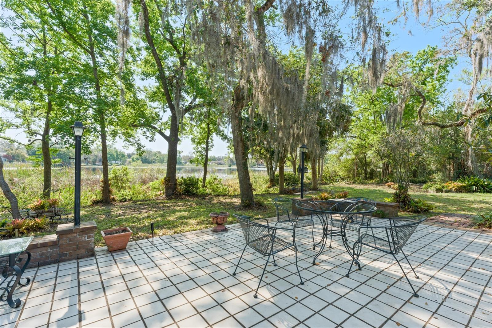 Listing photo id 41 for 9717 Lake Douglas Place