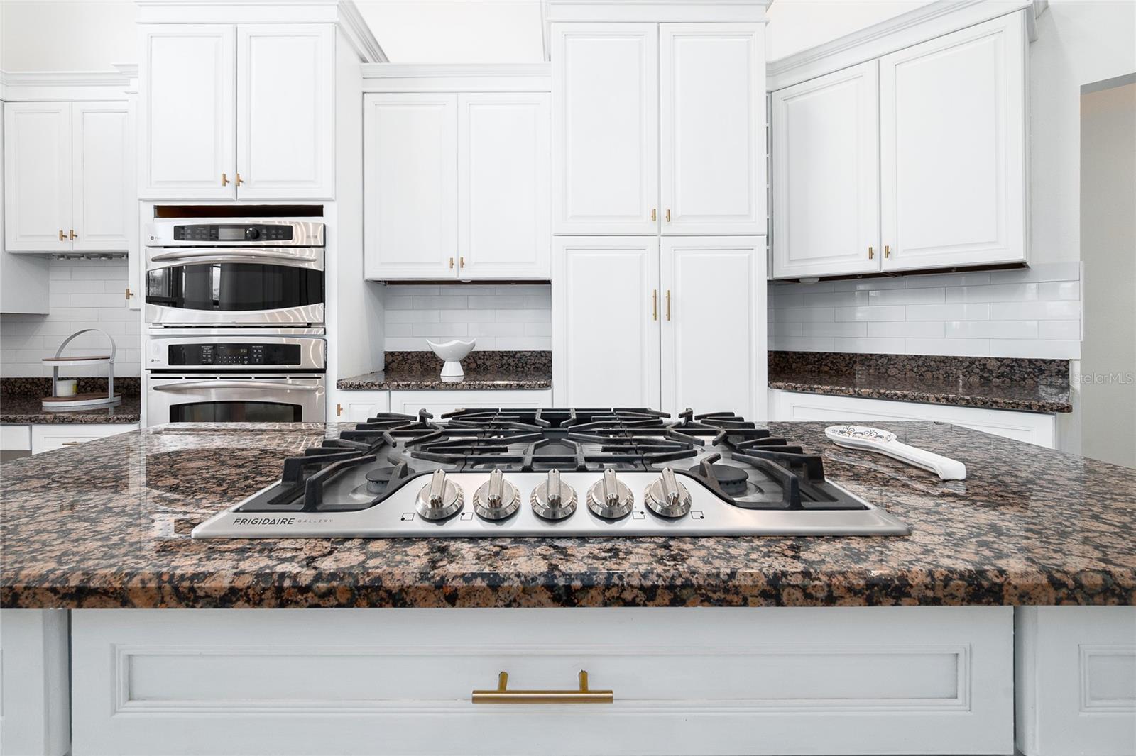 Image 12 of 50 For 239 River Village Drive