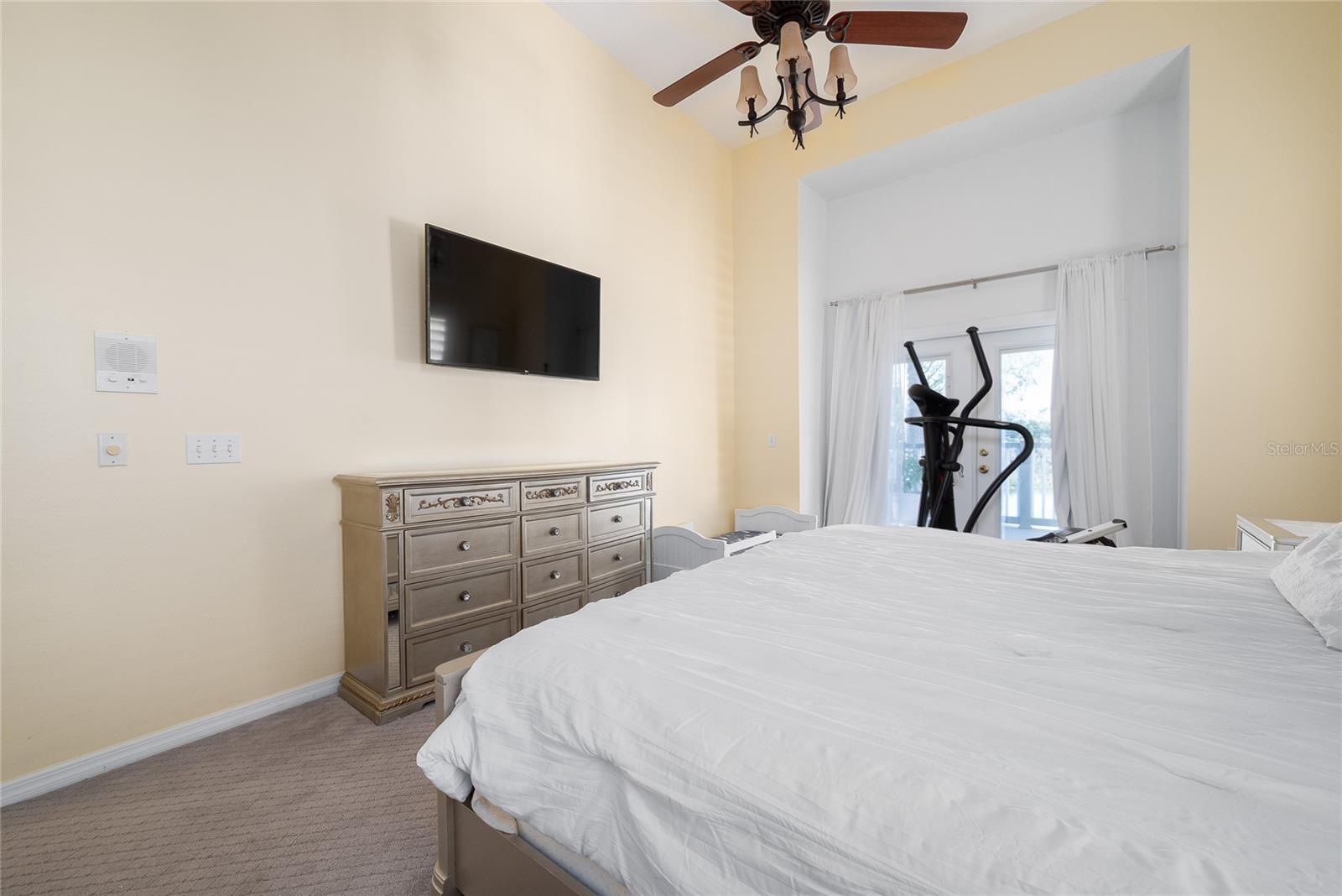 Image 25 of 50 For 239 River Village Drive