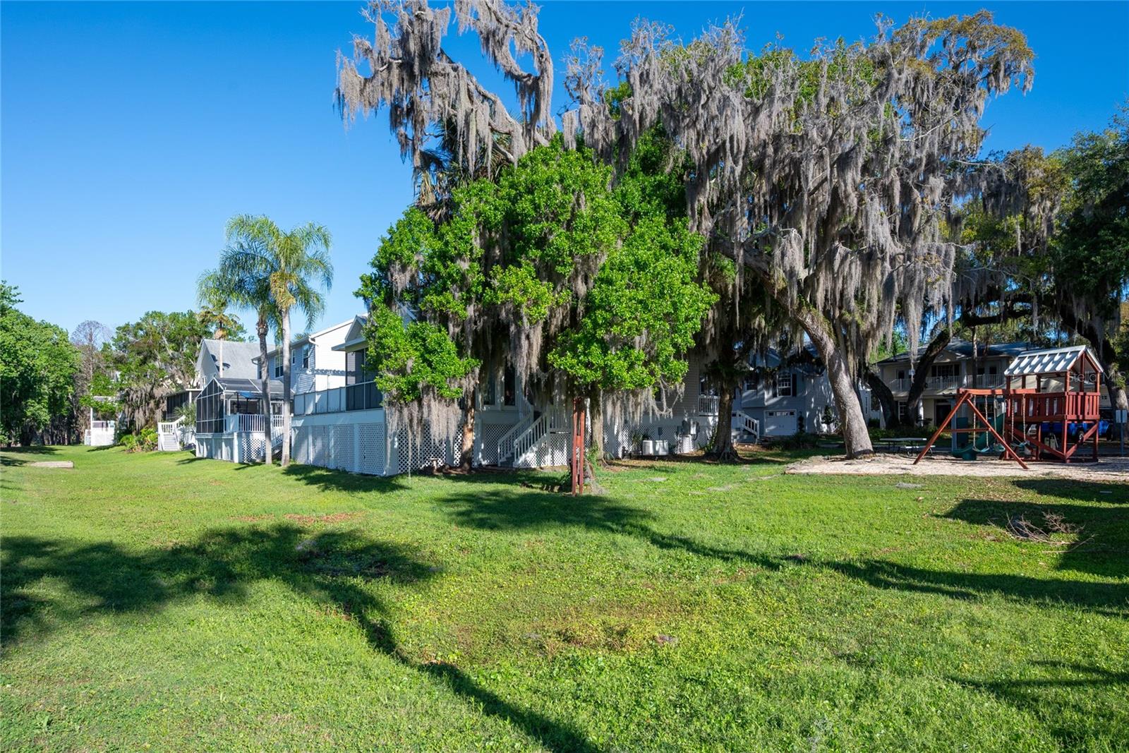 Image 41 of 50 For 239 River Village Drive