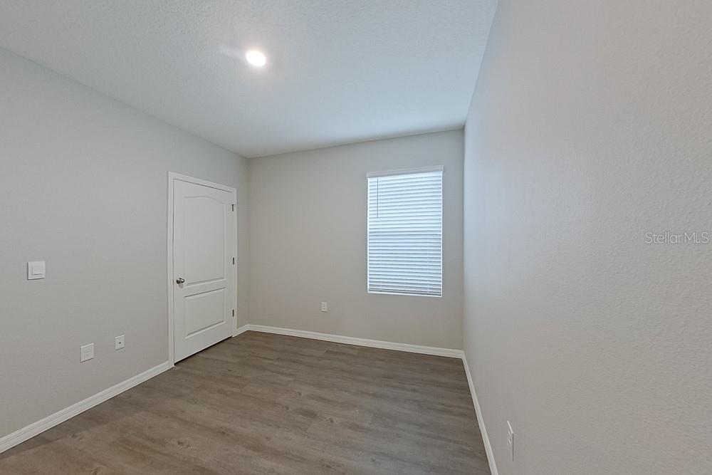 Image 10 of 20 For 32036 Katelin Circle