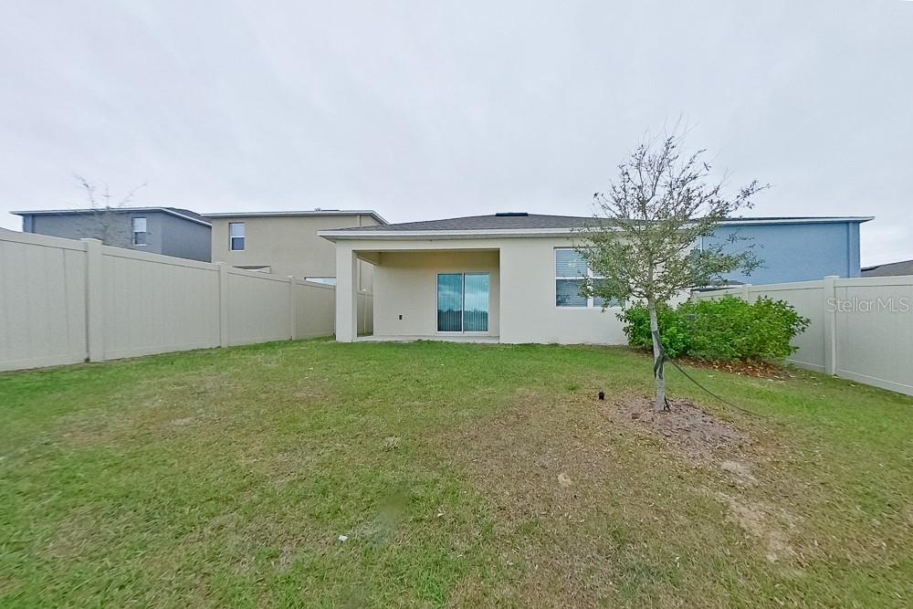 Image 19 of 20 For 32036 Katelin Circle