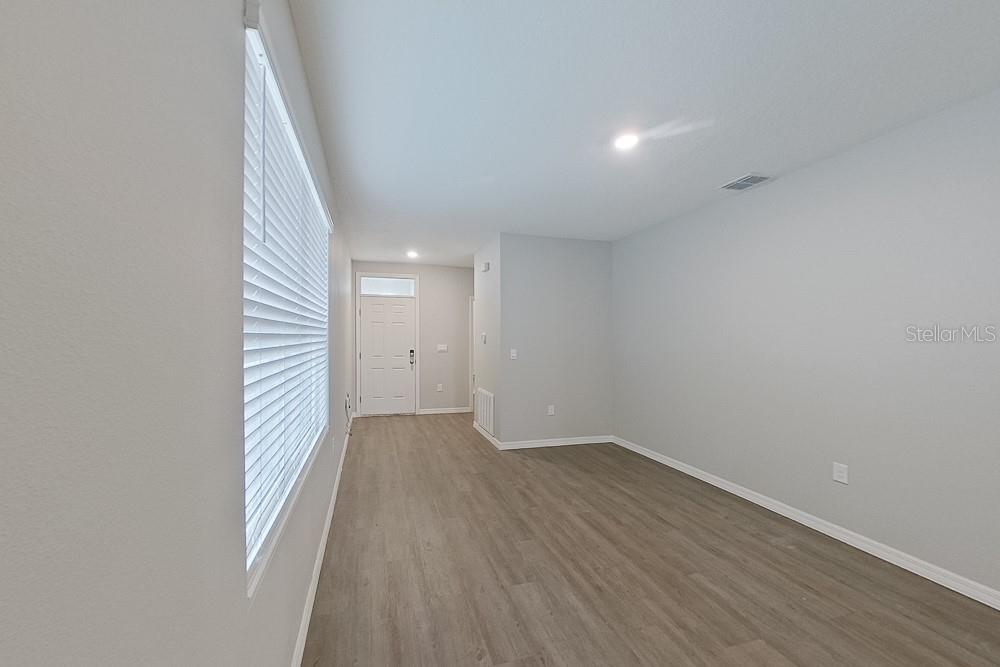 Image 5 of 20 For 32036 Katelin Circle