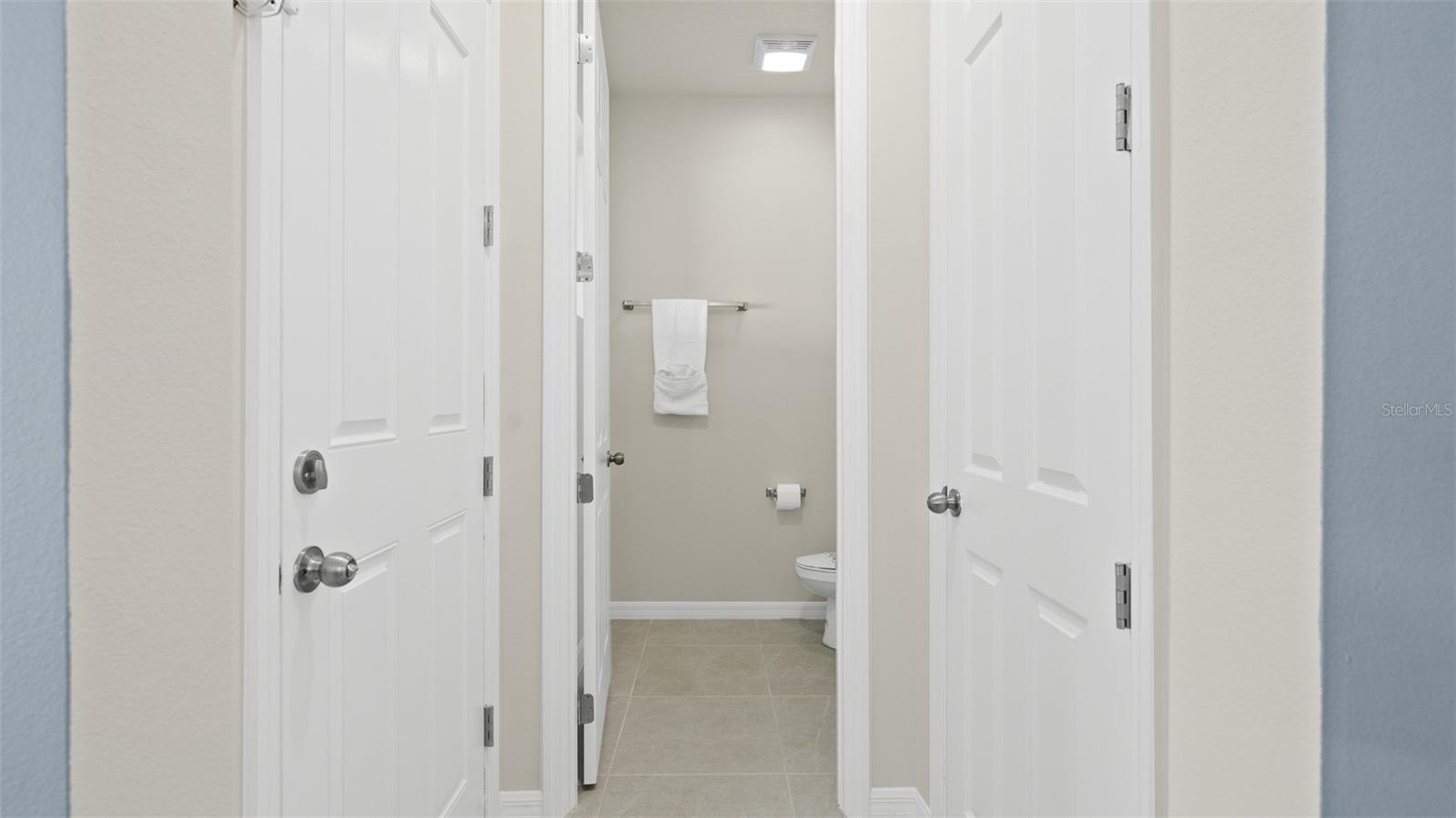 Image 34 of 87 For 8917 Coconut Breeze Drive