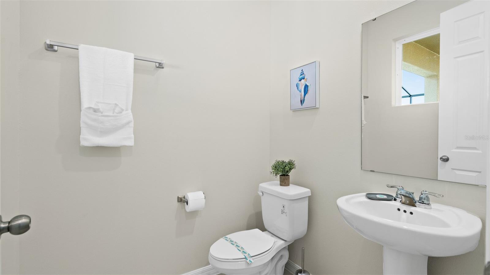Image 35 of 87 For 8917 Coconut Breeze Drive
