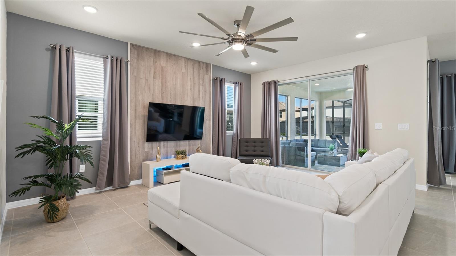 Image 37 of 87 For 8917 Coconut Breeze Drive