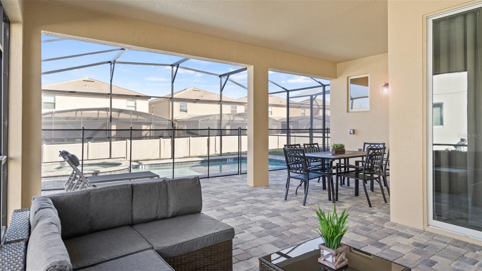 Image 82 of 87 For 8917 Coconut Breeze Drive