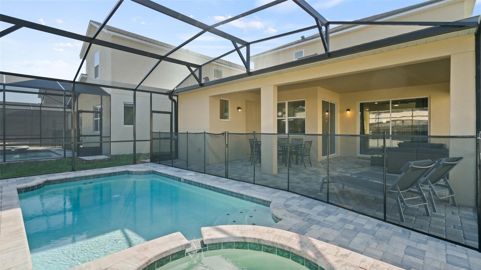 Image 84 of 87 For 8917 Coconut Breeze Drive