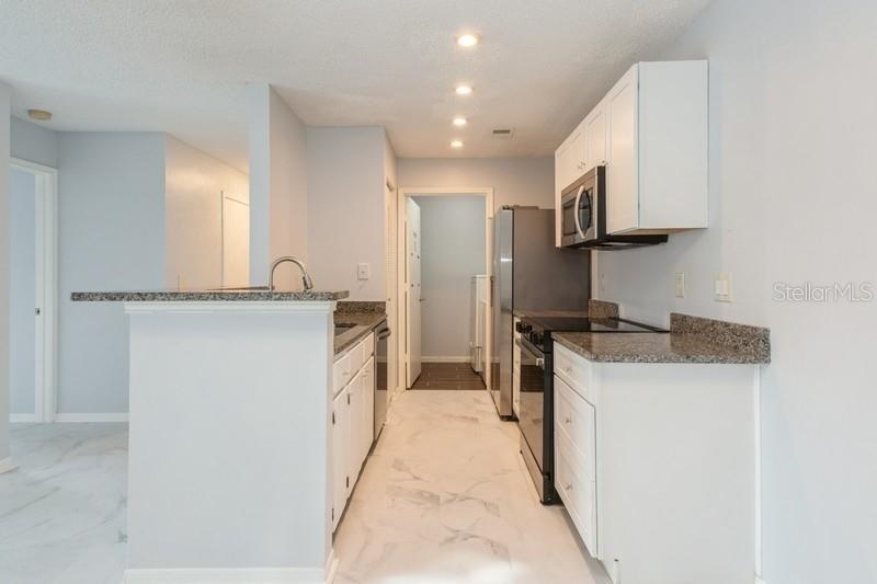 Image 12 of 29 For 2501 Grassy Point Drive 107