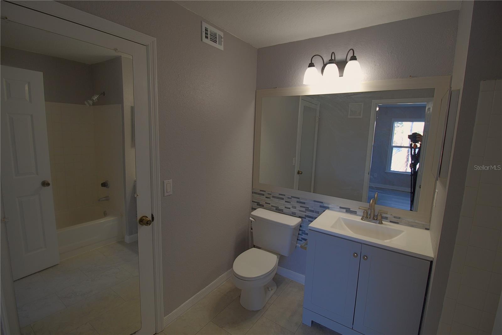 Image 11 of 22 For 8837 Latrec Avenue 5206