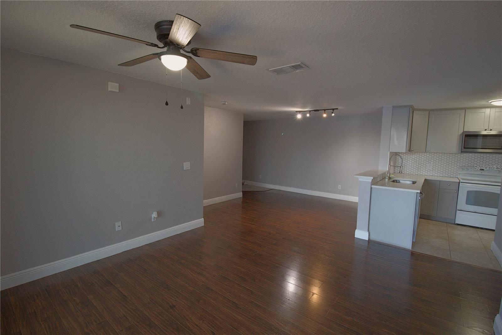 Image 6 of 22 For 8837 Latrec Avenue 5206