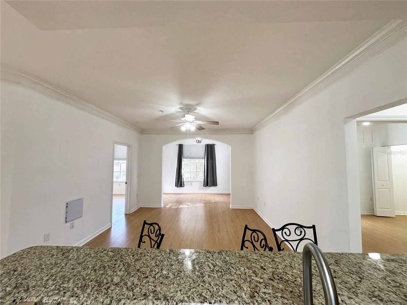 Image 5 of 45 For 12843 Madison Pointe Circle 201