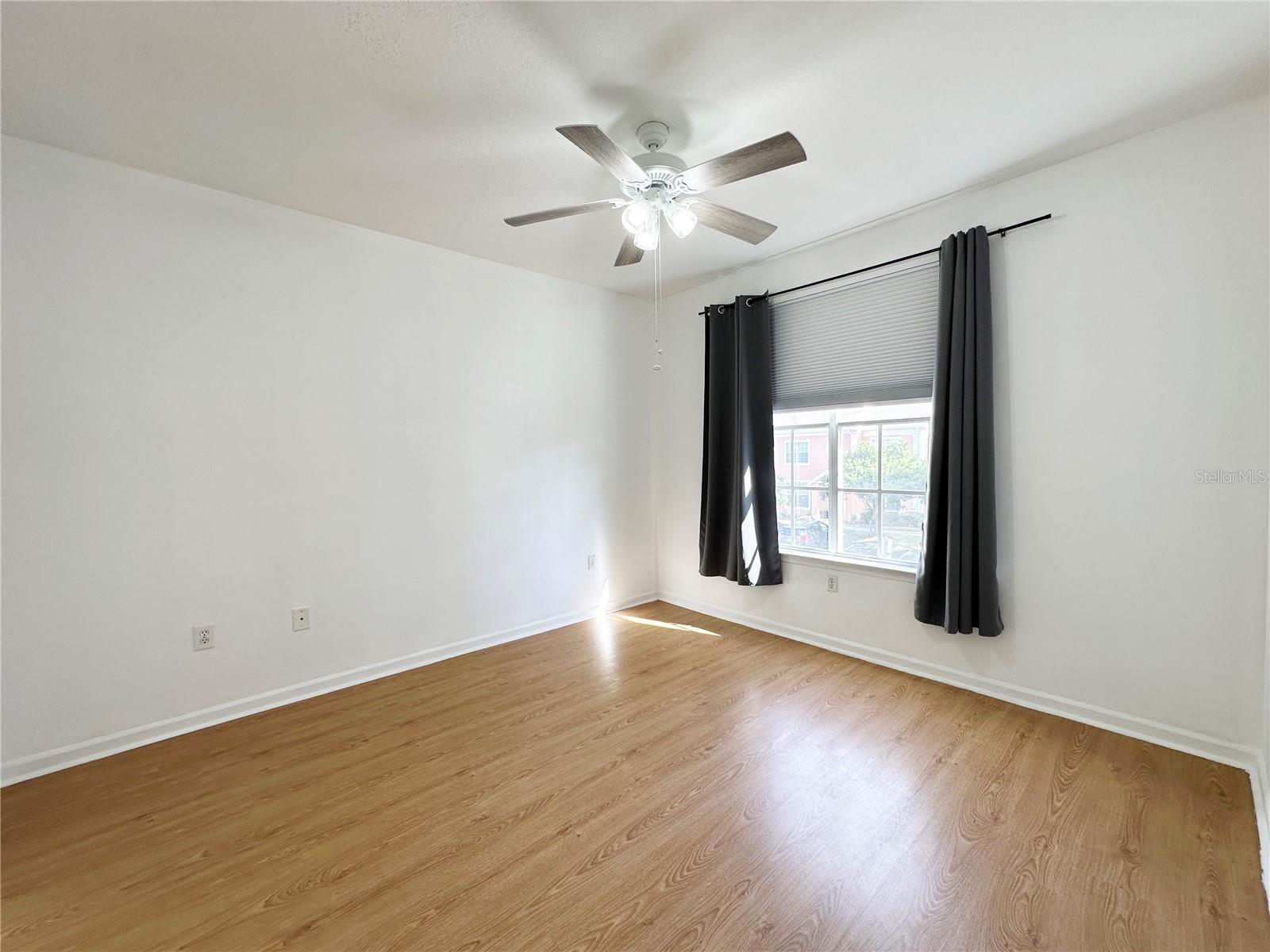 Image 8 of 45 For 12843 Madison Pointe Circle 201