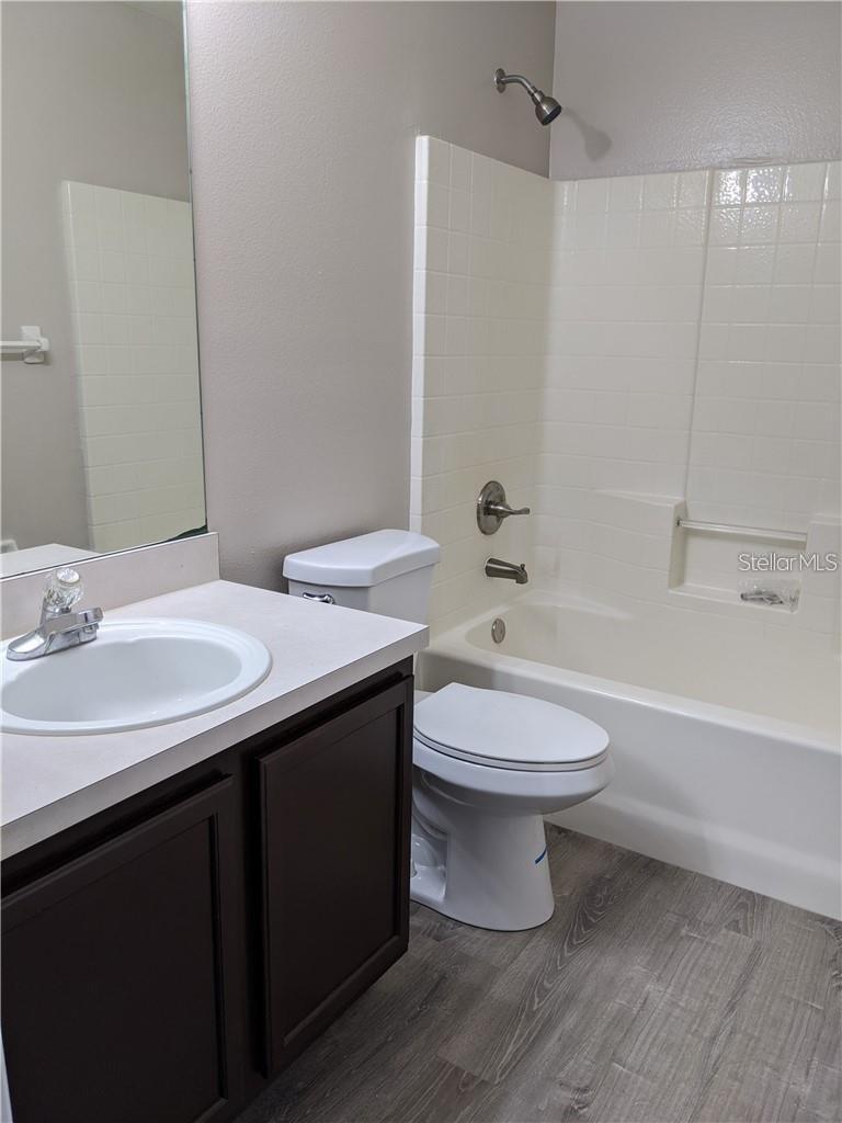 Image 24 of 31 For 1152 Carey Glen Circle