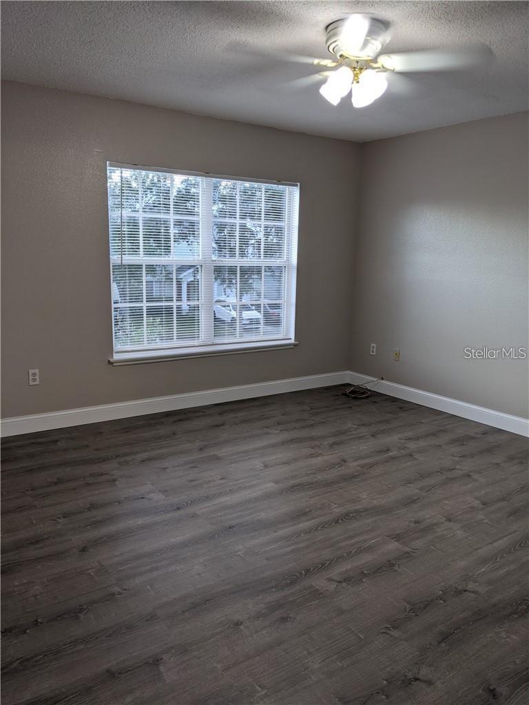 Image 28 of 31 For 1152 Carey Glen Circle