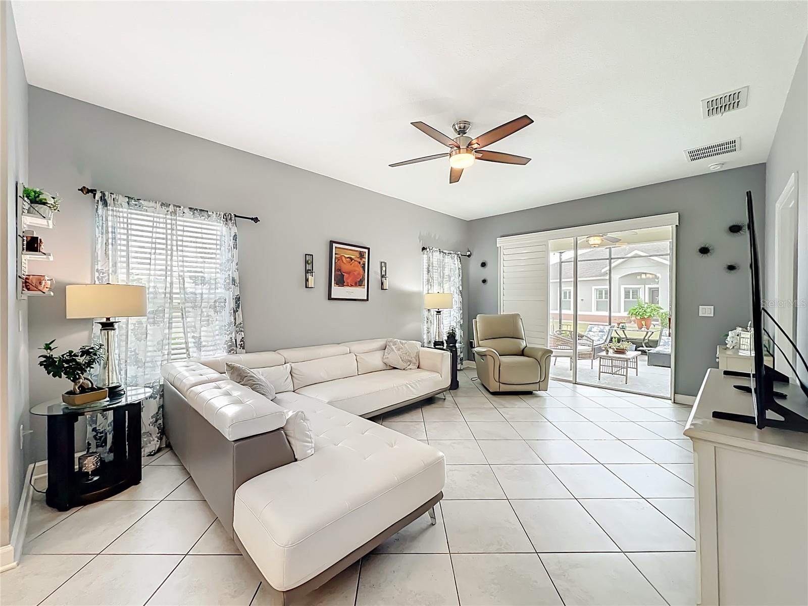 Image 18 of 58 For 3556 Belland Circle F