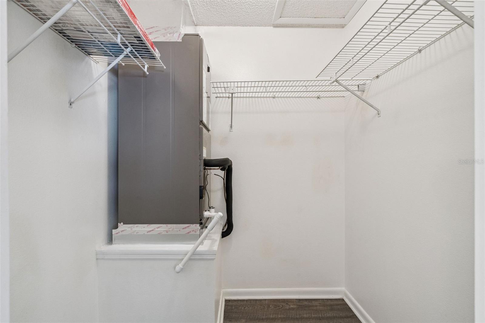 Image 18 of 57 For 35312 Griffin Drive