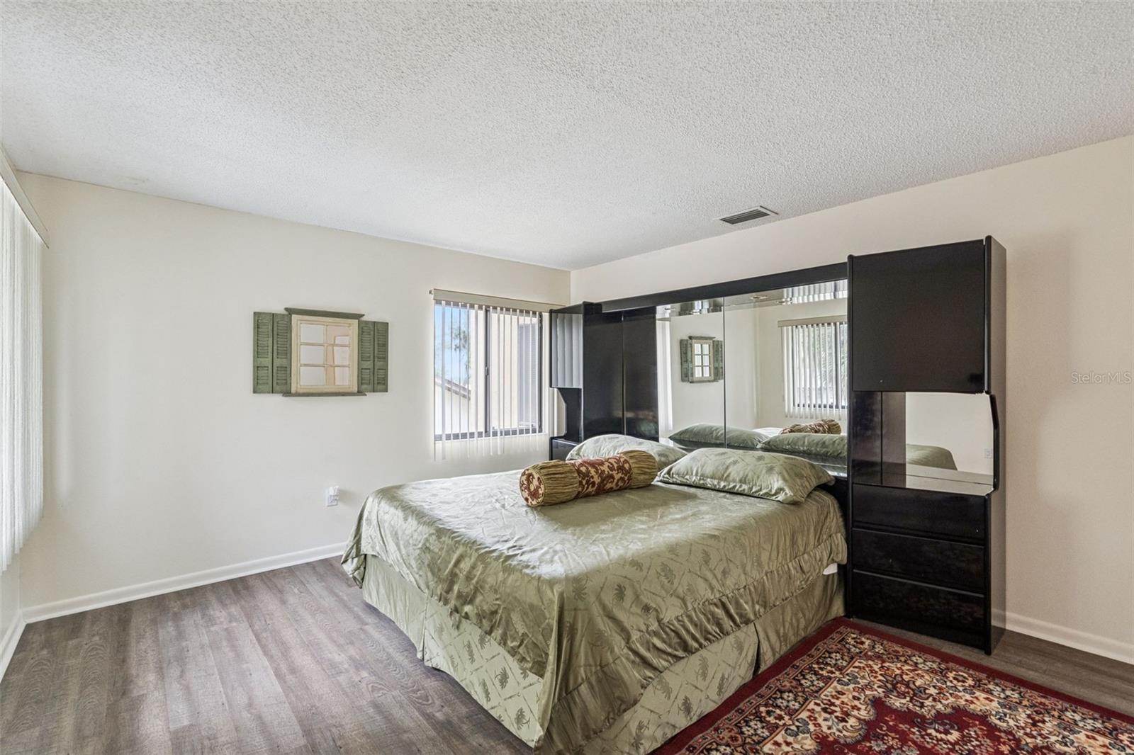 Image 27 of 57 For 35312 Griffin Drive