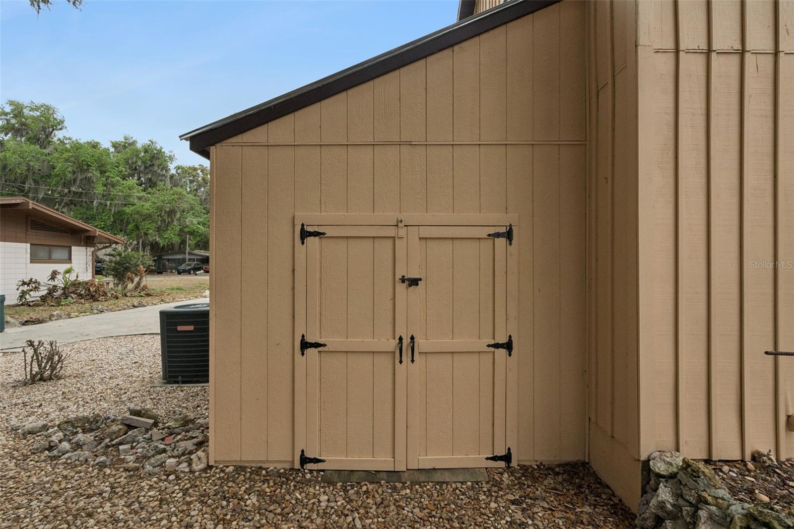 Image 37 of 57 For 35312 Griffin Drive