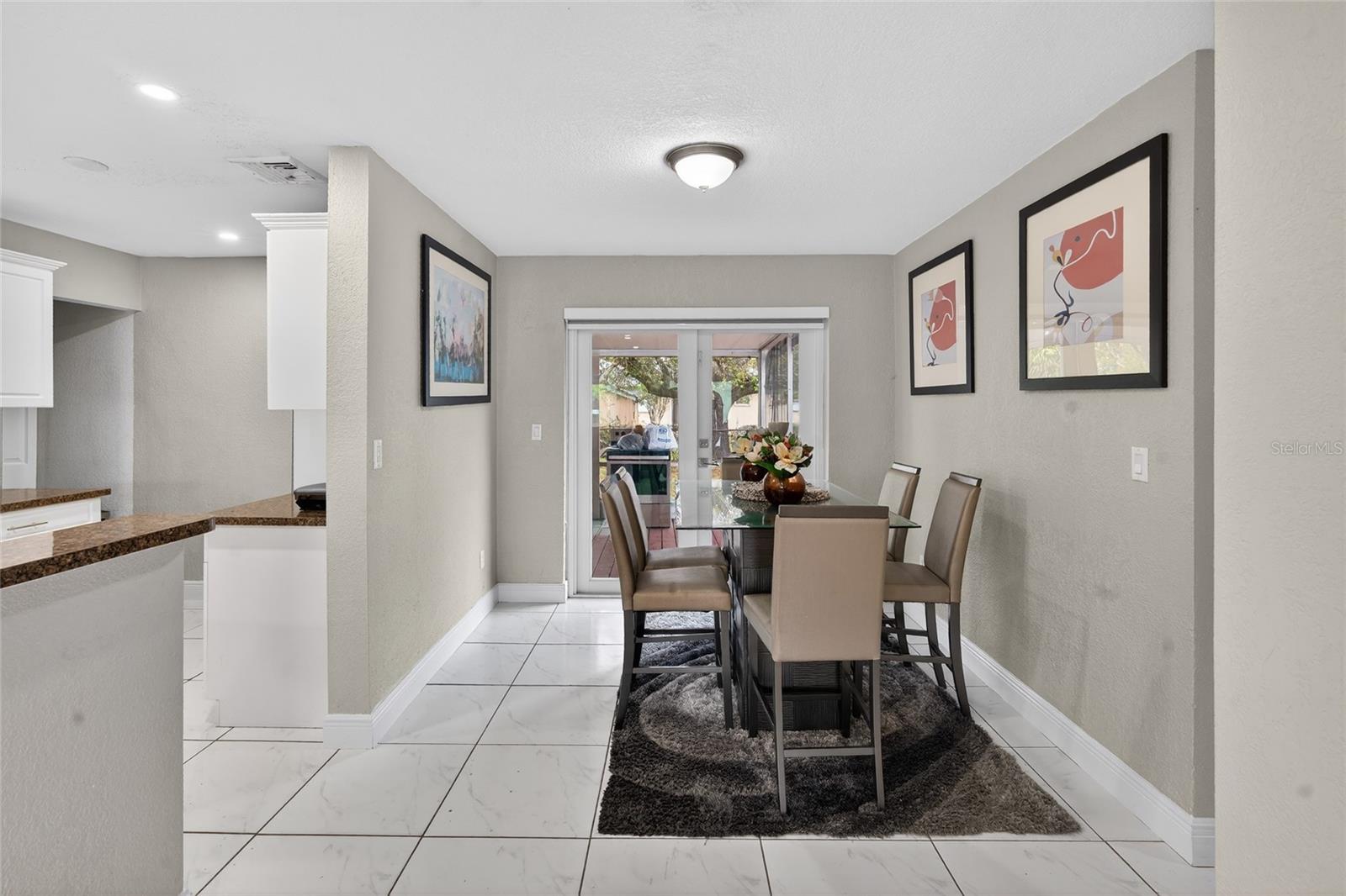 Image 14 of 30 For 17311 49th Avenue