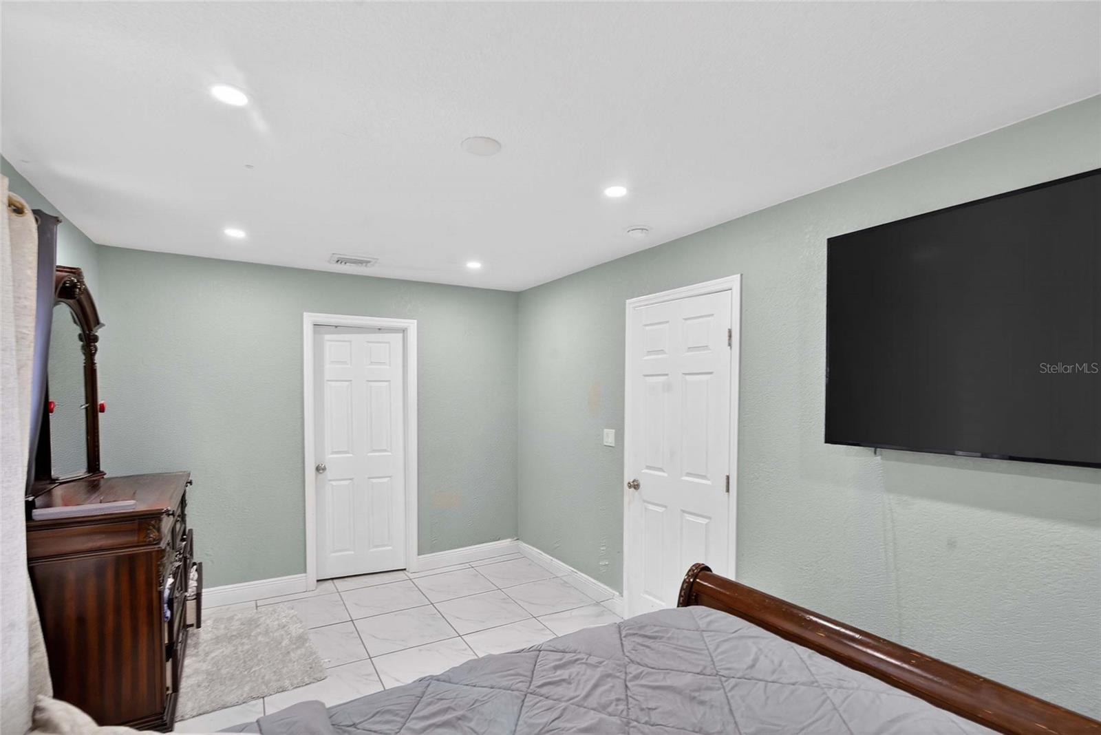 Image 25 of 30 For 17311 49th Avenue