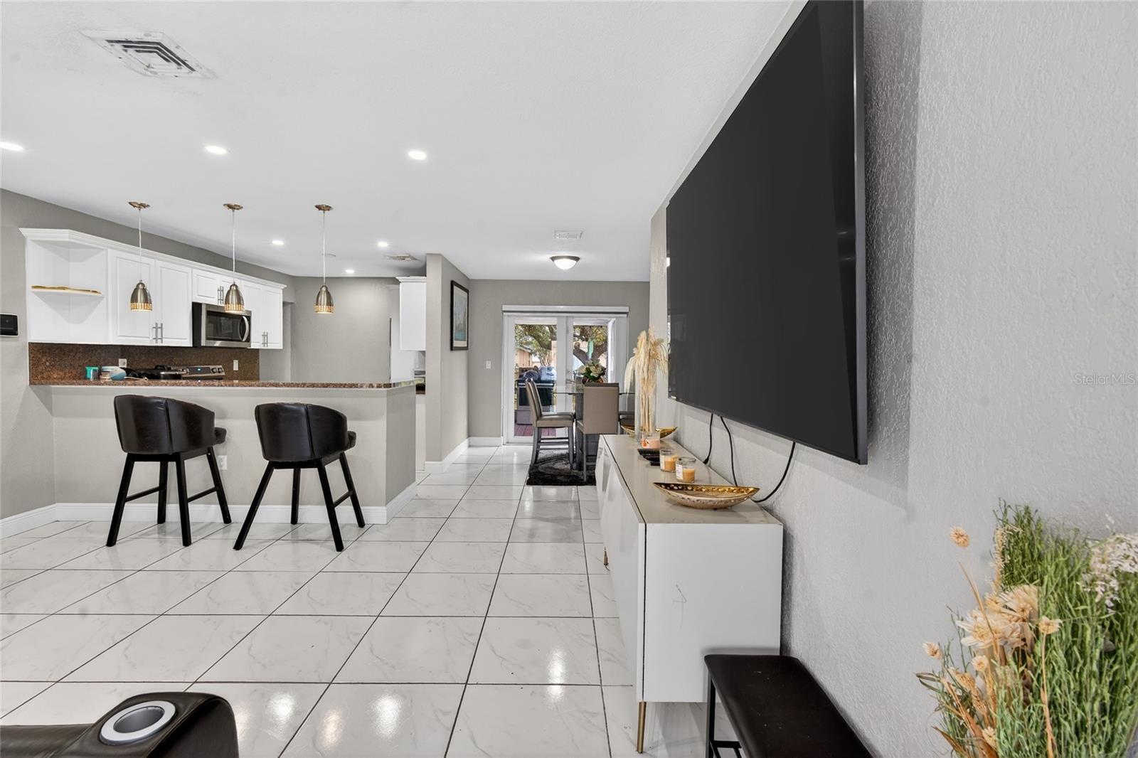 Image 4 of 30 For 17311 49th Avenue