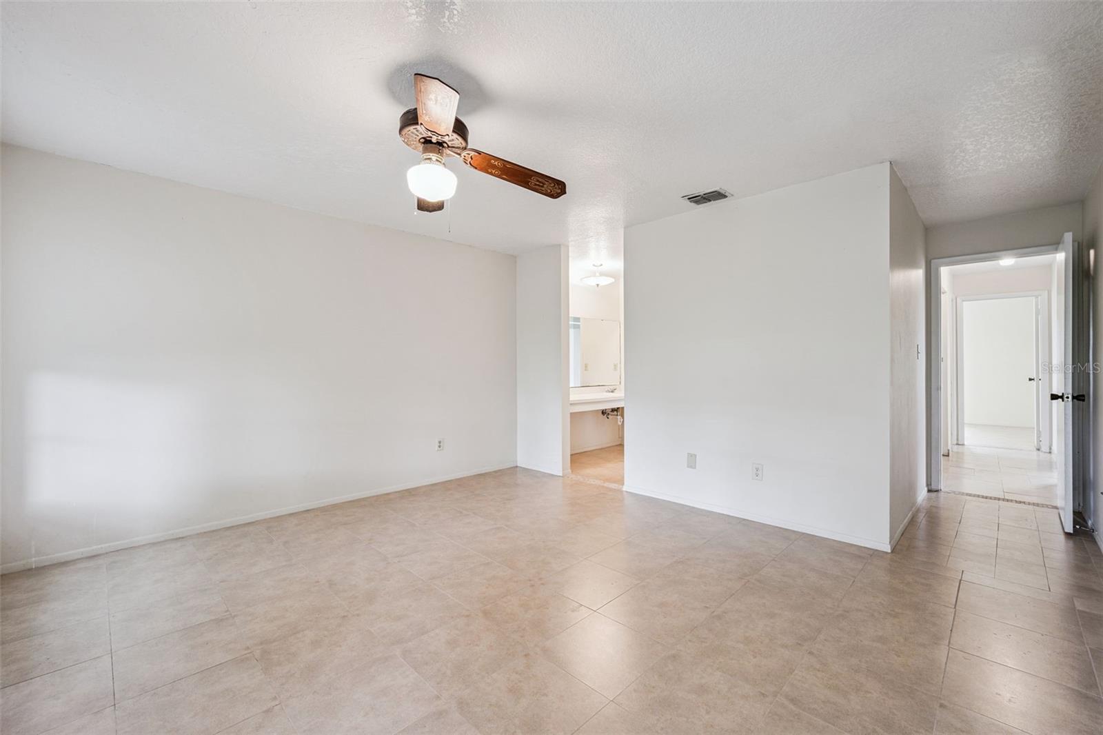 Image 15 of 23 For 10113 Musket Lane