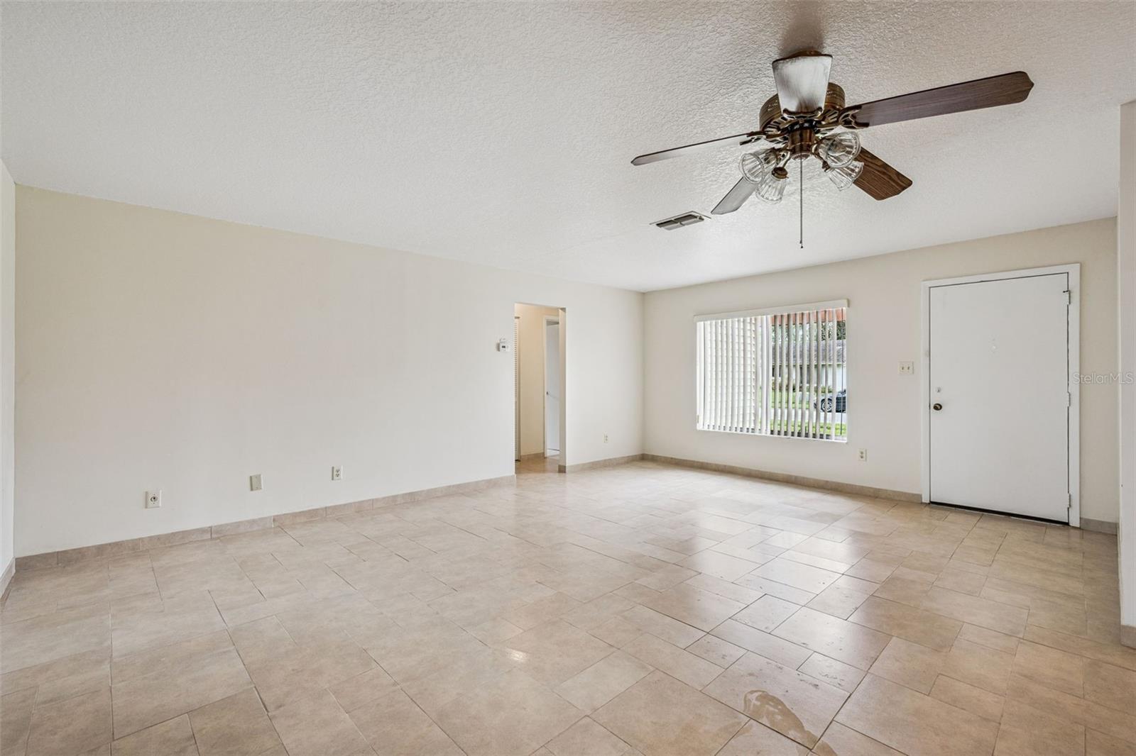 Image 4 of 23 For 10113 Musket Lane