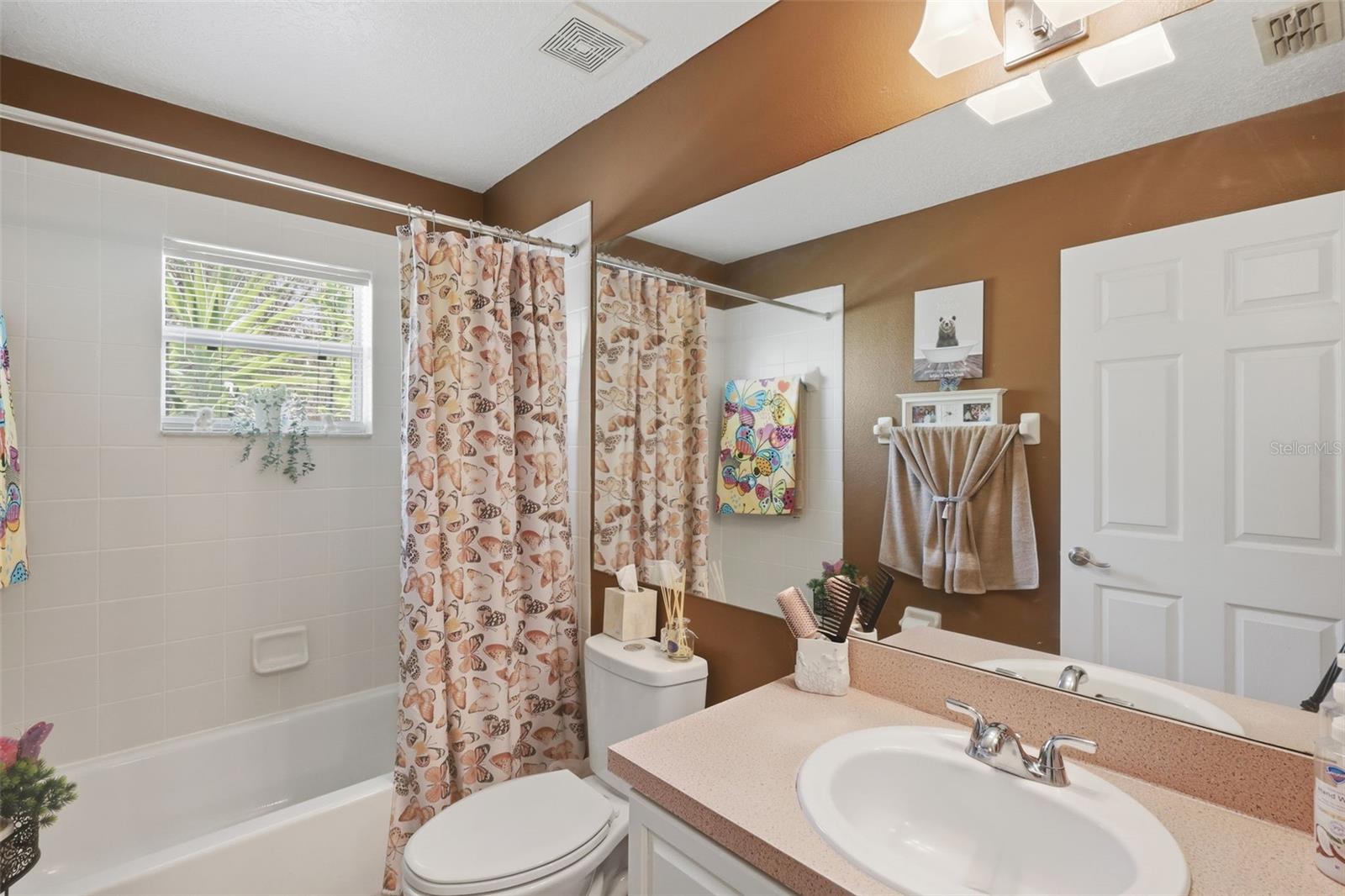 Image 18 of 26 For 2848 Doe Run Trail