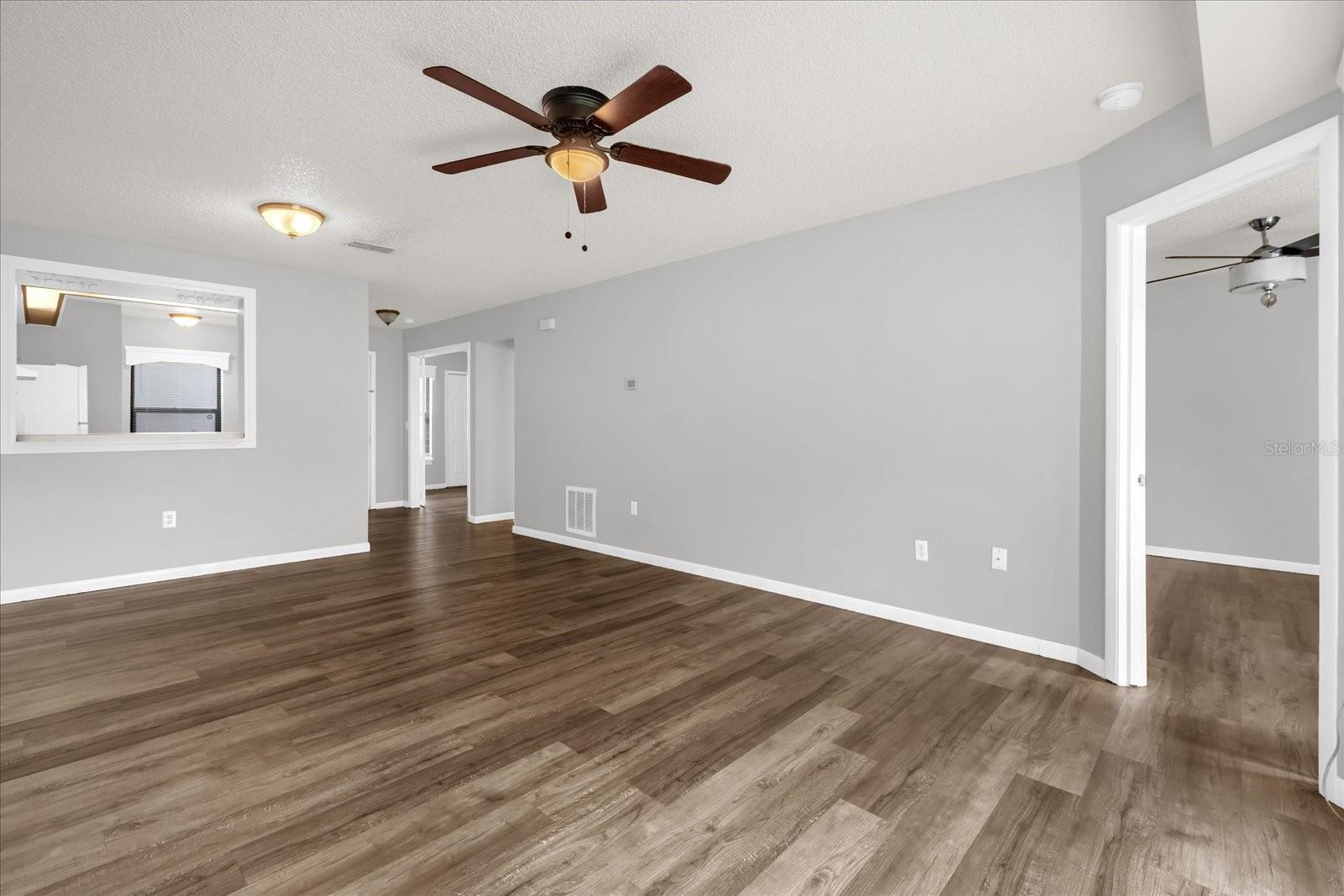 Image 11 of 43 For 3012 Semoran Boulevard G5