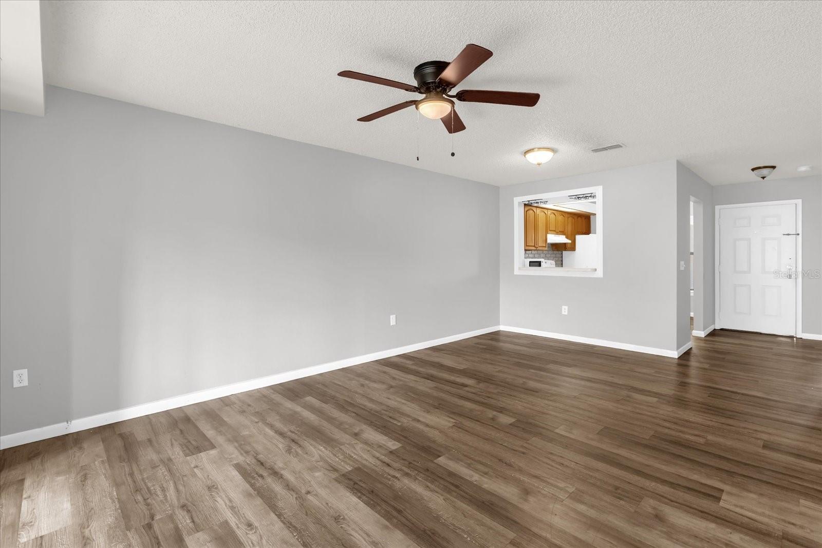 Image 4 of 43 For 3012 Semoran Boulevard G5