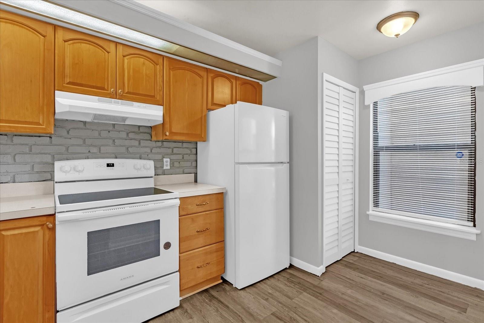 Image 5 of 43 For 3012 Semoran Boulevard G5