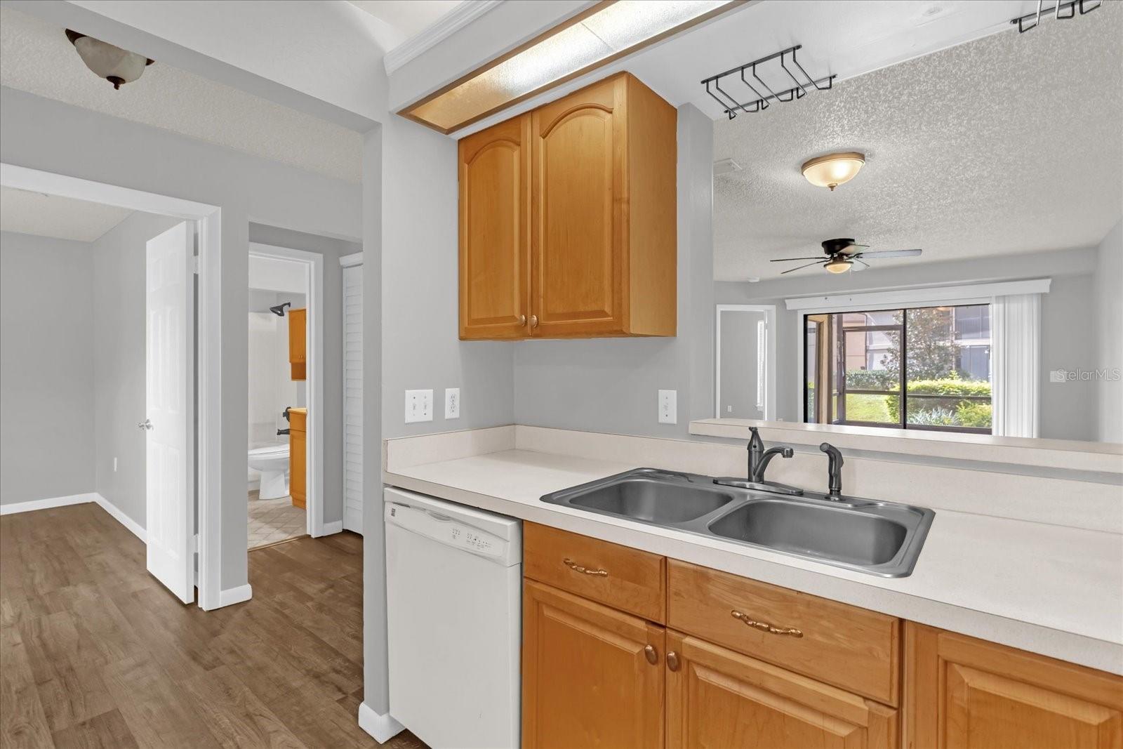 Image 9 of 43 For 3012 Semoran Boulevard G5