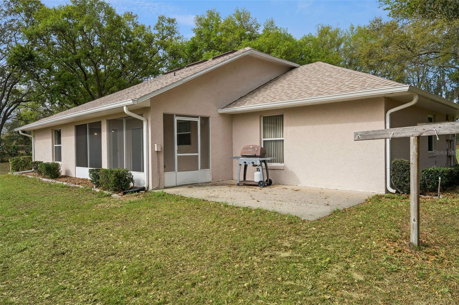 Image 22 of 34 For 10010 Lakeshore Drive