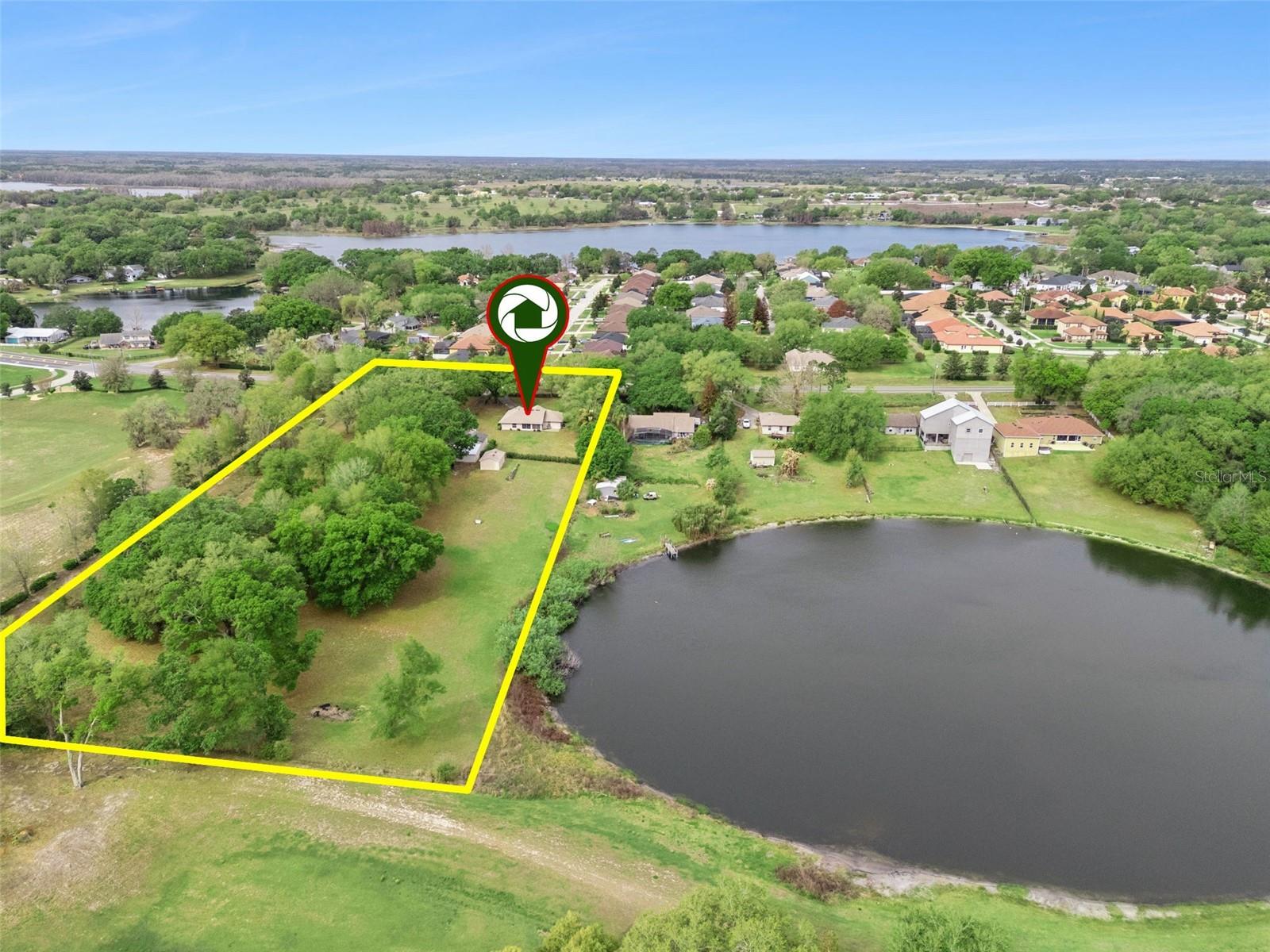 Image 3 of 34 For 10010 Lakeshore Drive