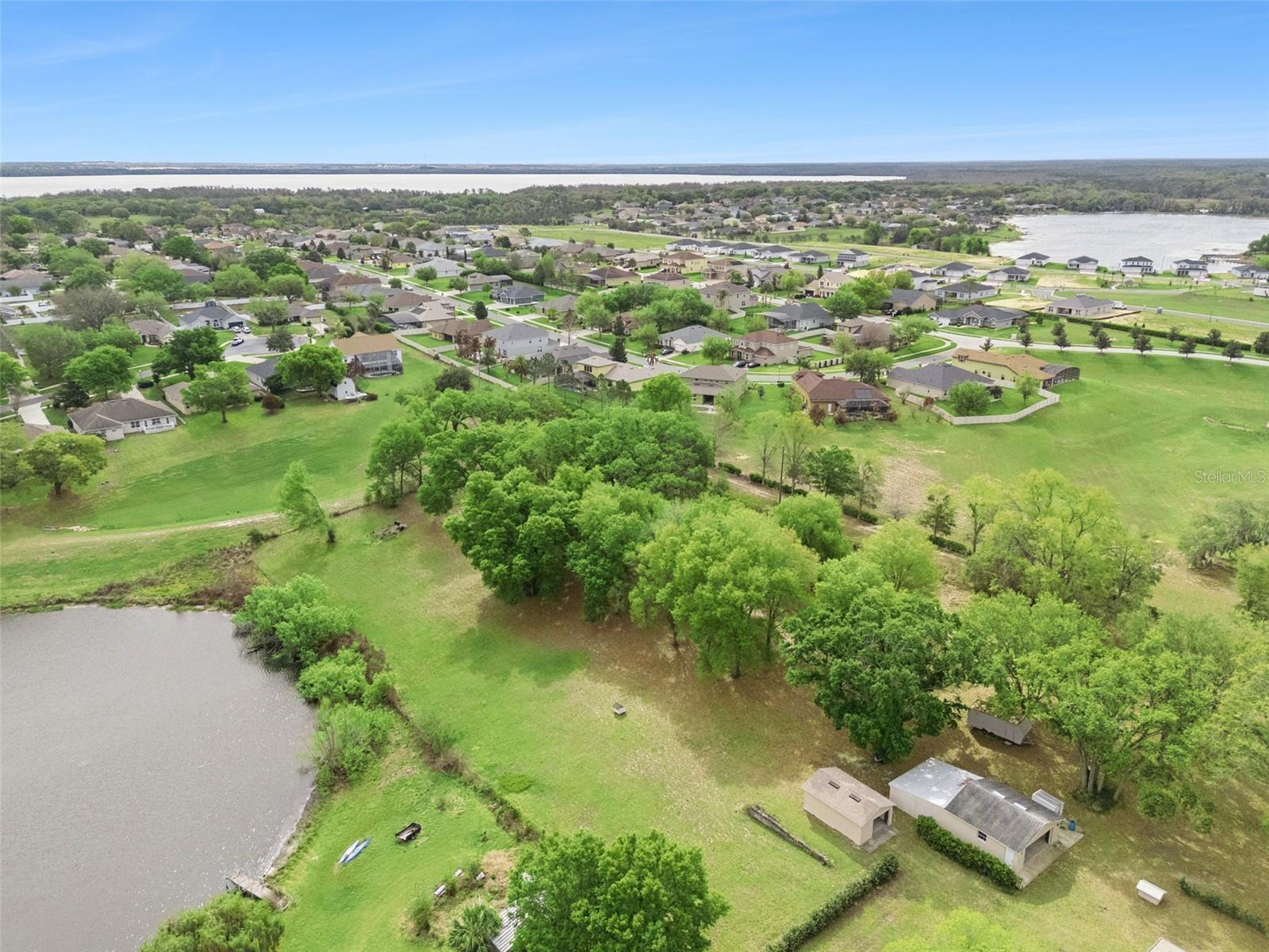 Image 30 of 34 For 10010 Lakeshore Drive