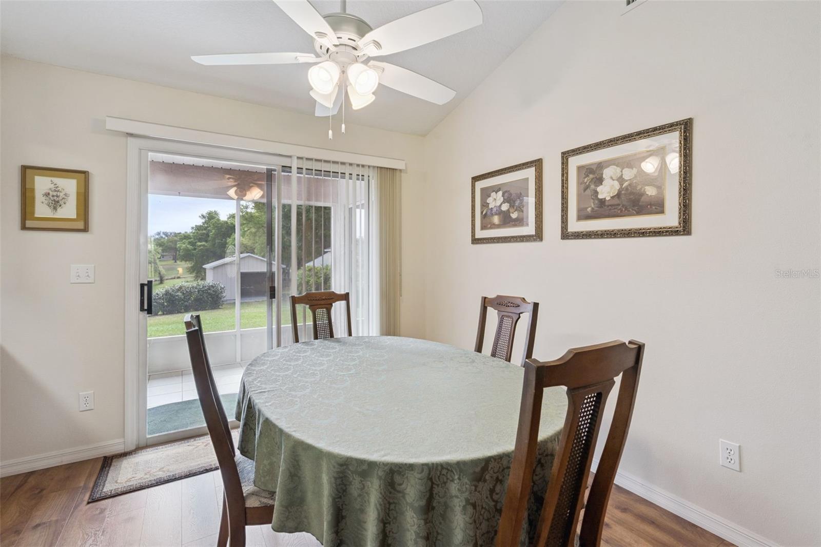 Image 9 of 34 For 10010 Lakeshore Drive