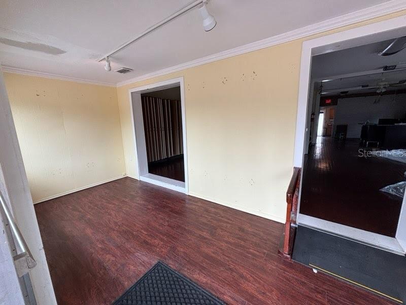 Image 15 of 25 For 1201 Fairbanks Avenue