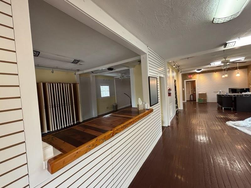 Image 20 of 25 For 1201 Fairbanks Avenue