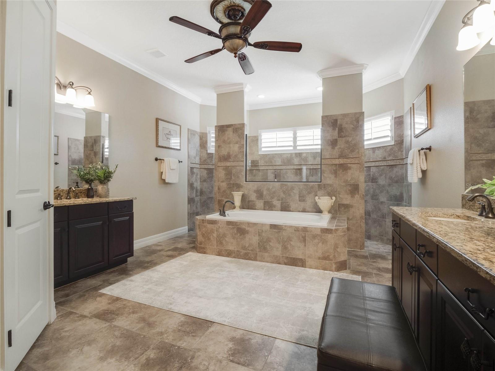 Image 29 of 58 For 32551 Hawks Lake Lane