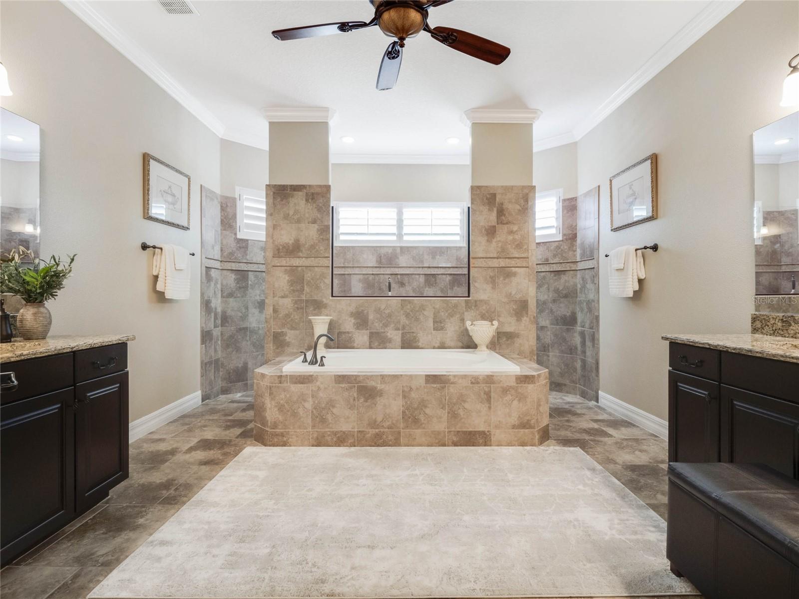 Image 30 of 58 For 32551 Hawks Lake Lane