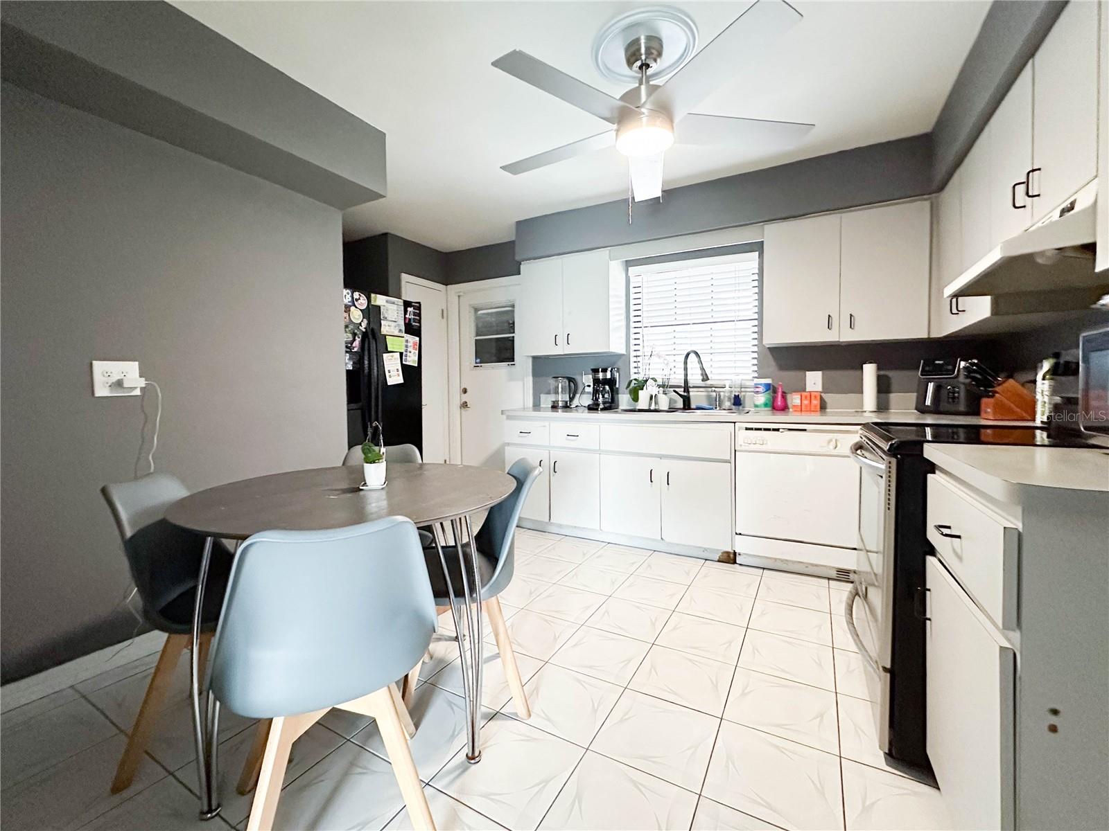 Image 37 of 60 For 7439 Wayland Boulevard